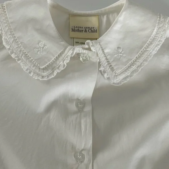 Vintage Laura Ashley ‘Mother & Child’ Blouse with Lace Trim Peter Pan Collar - Picture 8 of 10